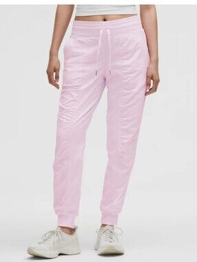 Lululemon Dance Studio Mid-Rise Jogger size 2